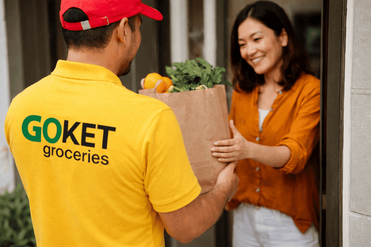 Goket delivery — daily essentials handed to your door